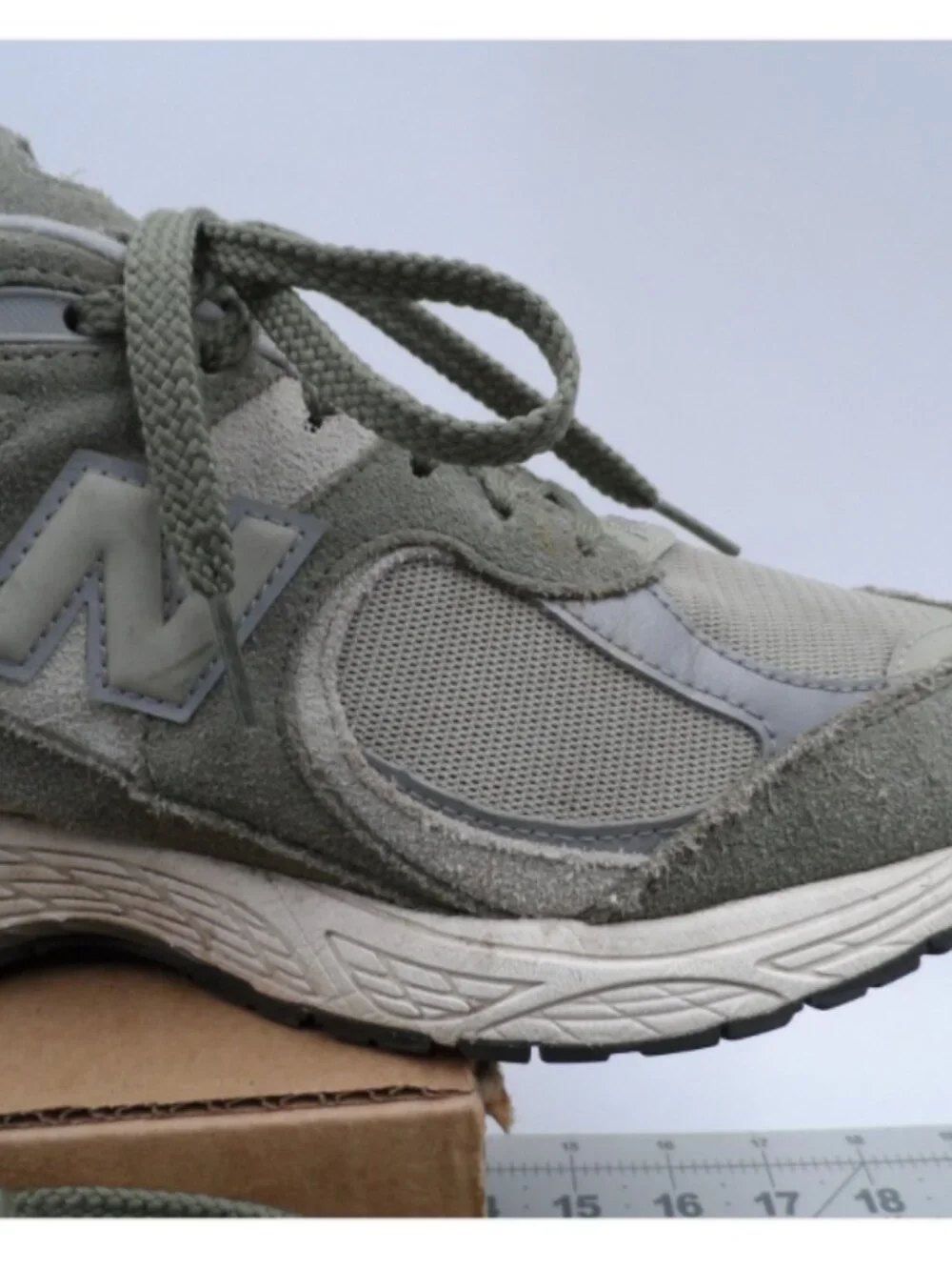 New Balance U2002RCA Running Shoes Dark Olive/Grey Men Size 10.5 Women 12